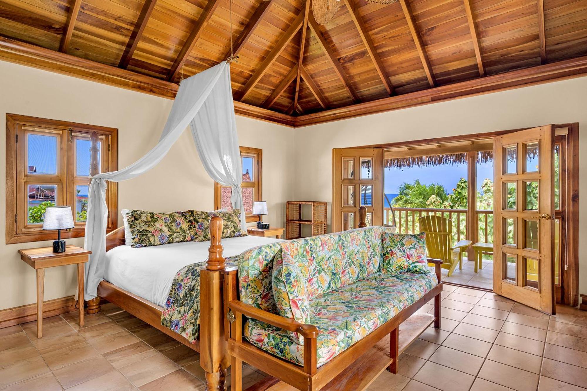 Ocean Cliff Limited - Adults Only 5*