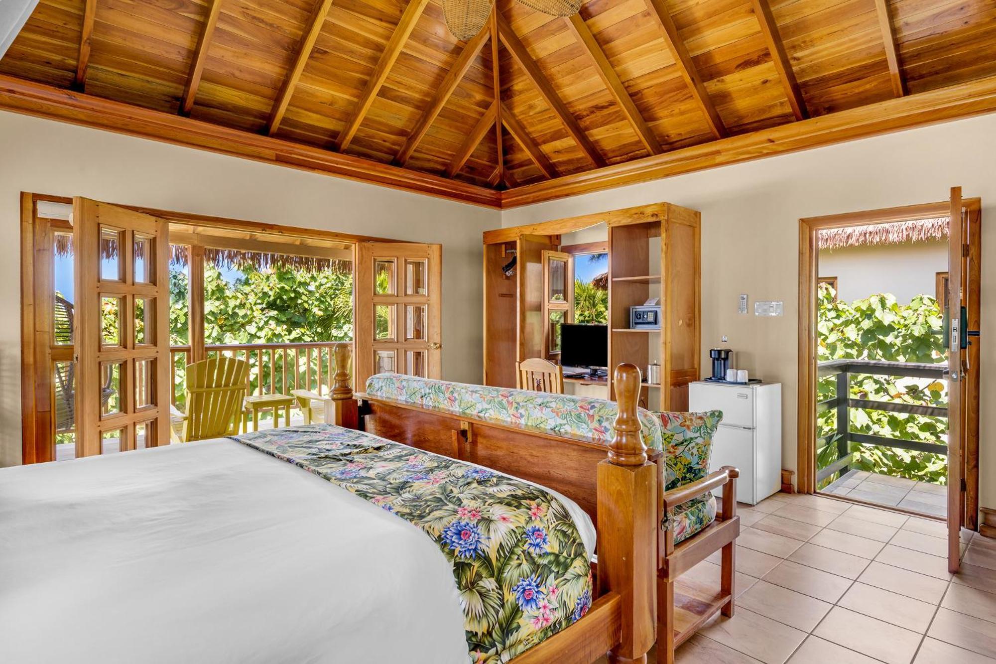 Ocean Cliff Limited - Adults Only Hotel