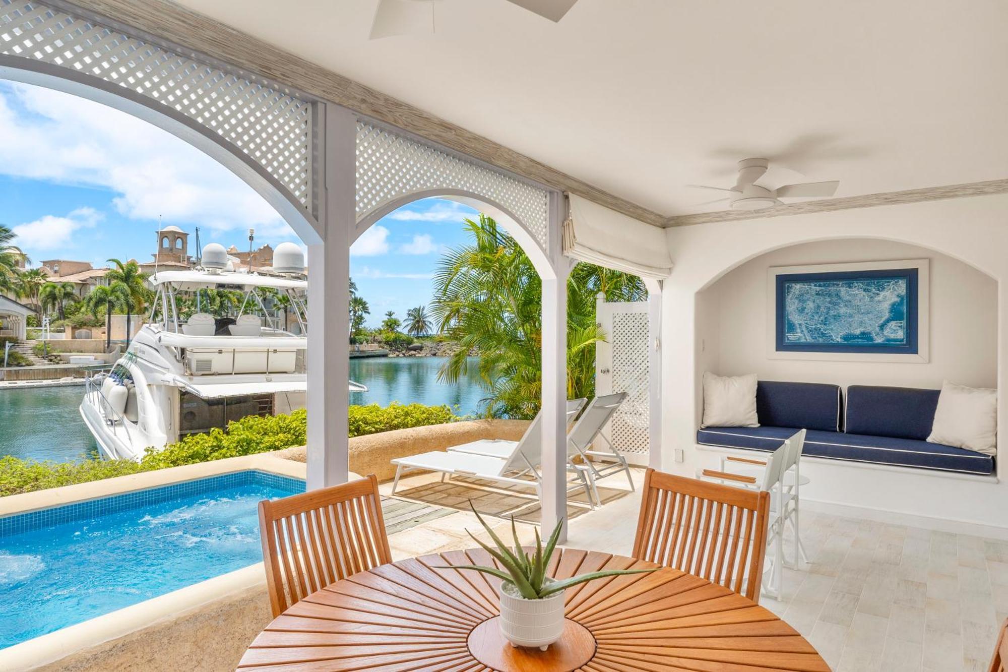 Port St. Charles Resort 4*