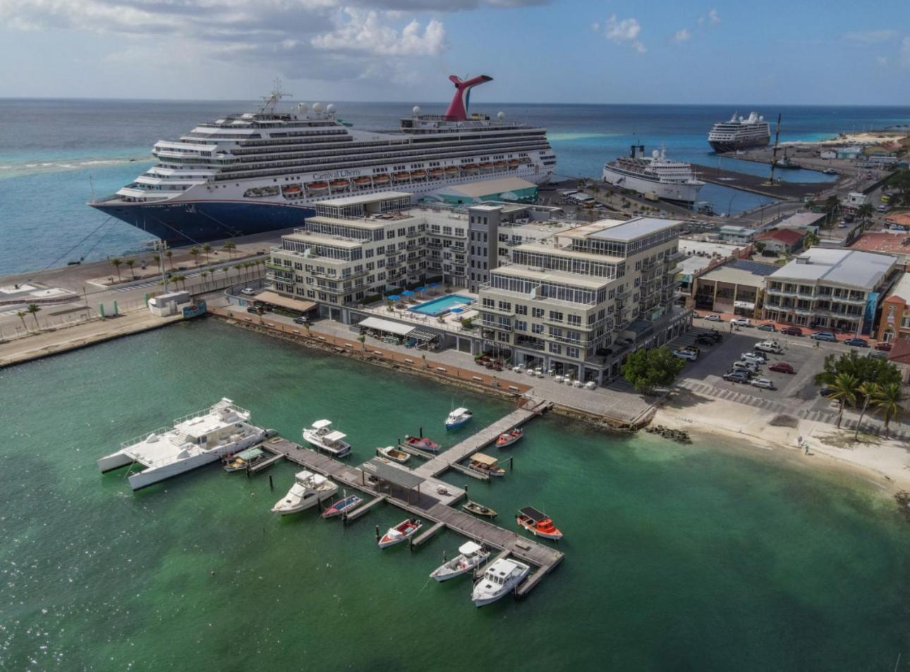 Harbour House Aparthotel Oranjestad