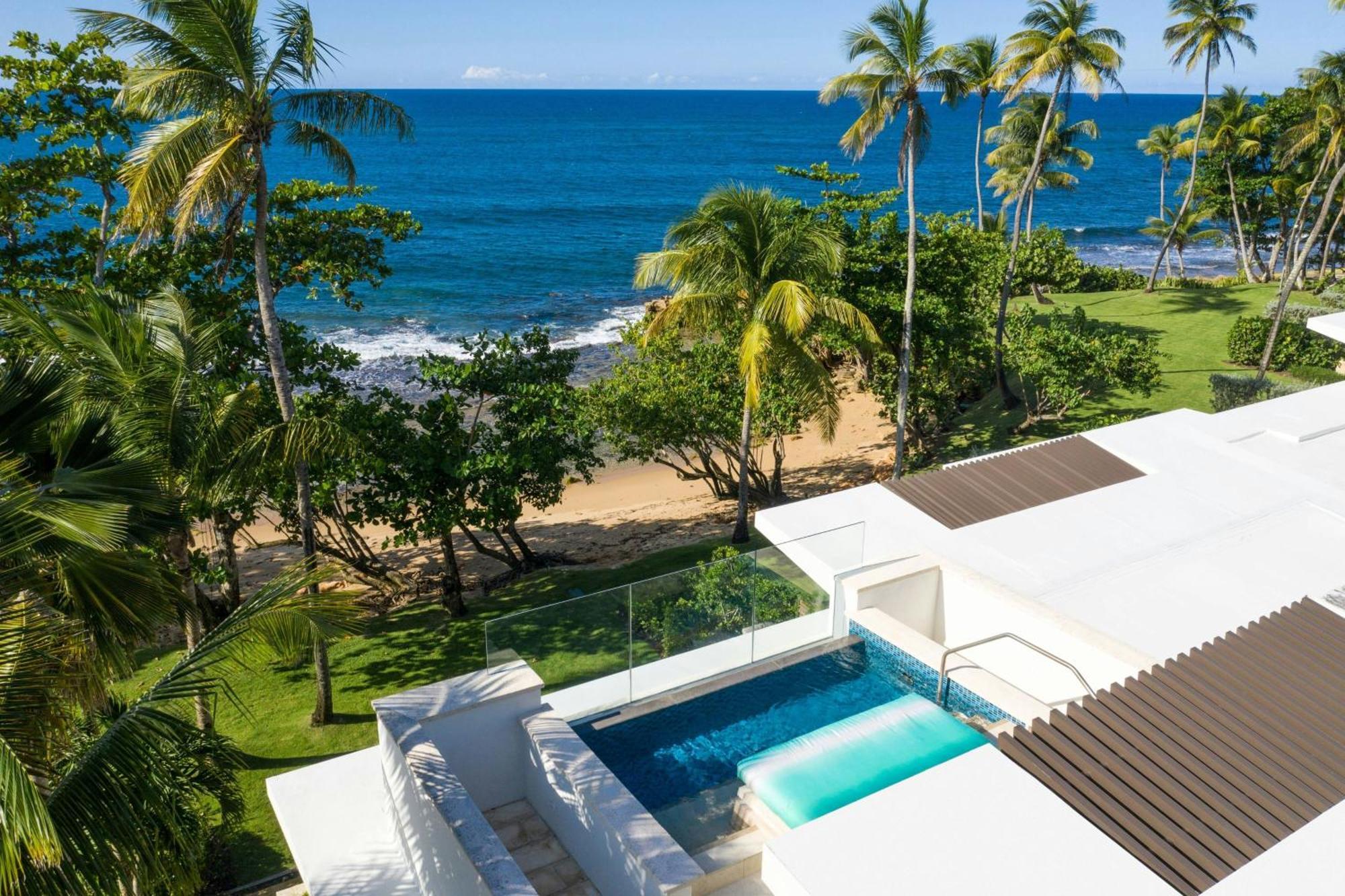 Beach, A Ritz-carlton Reserve Resort 5*