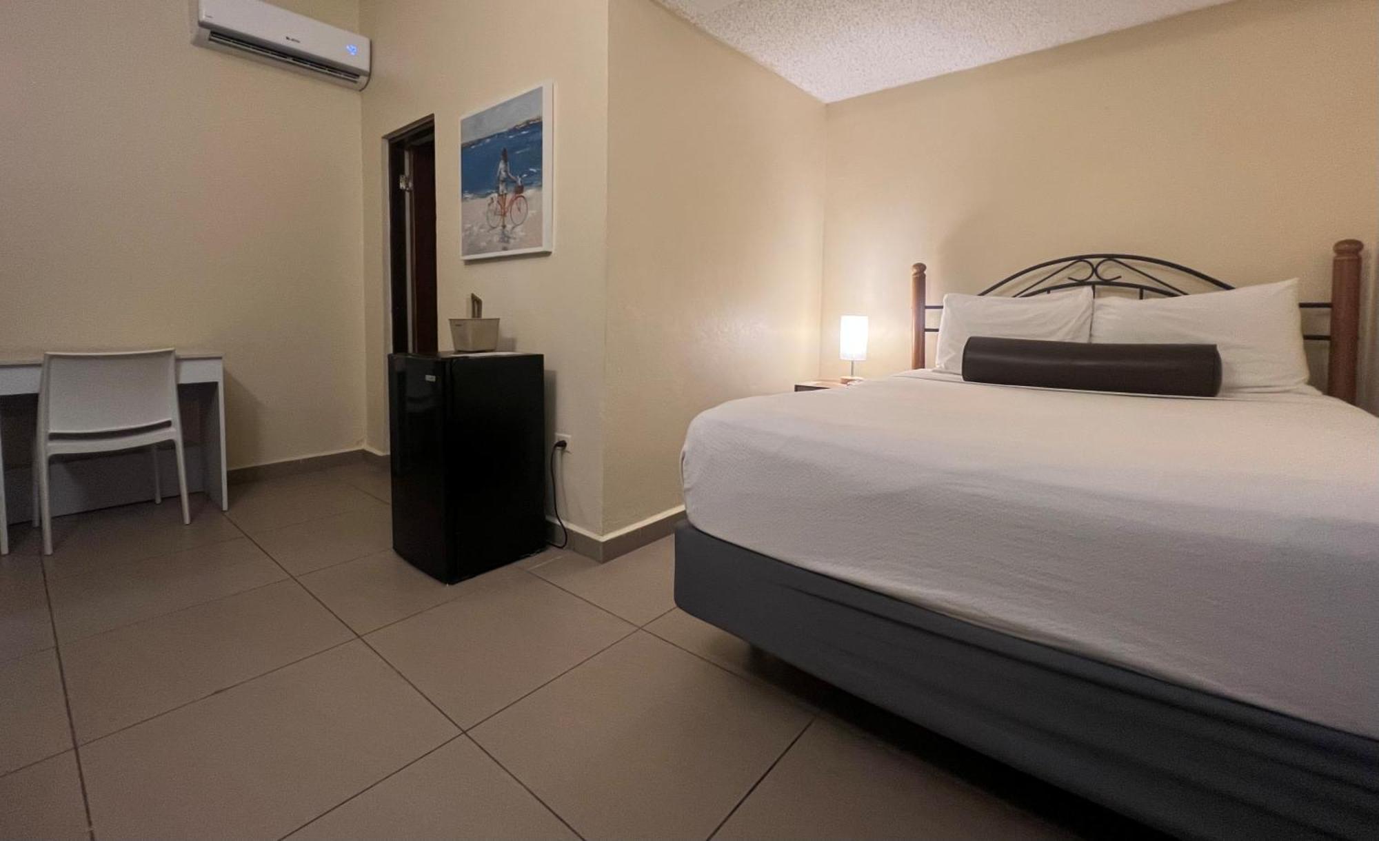 Hotel Del Sol