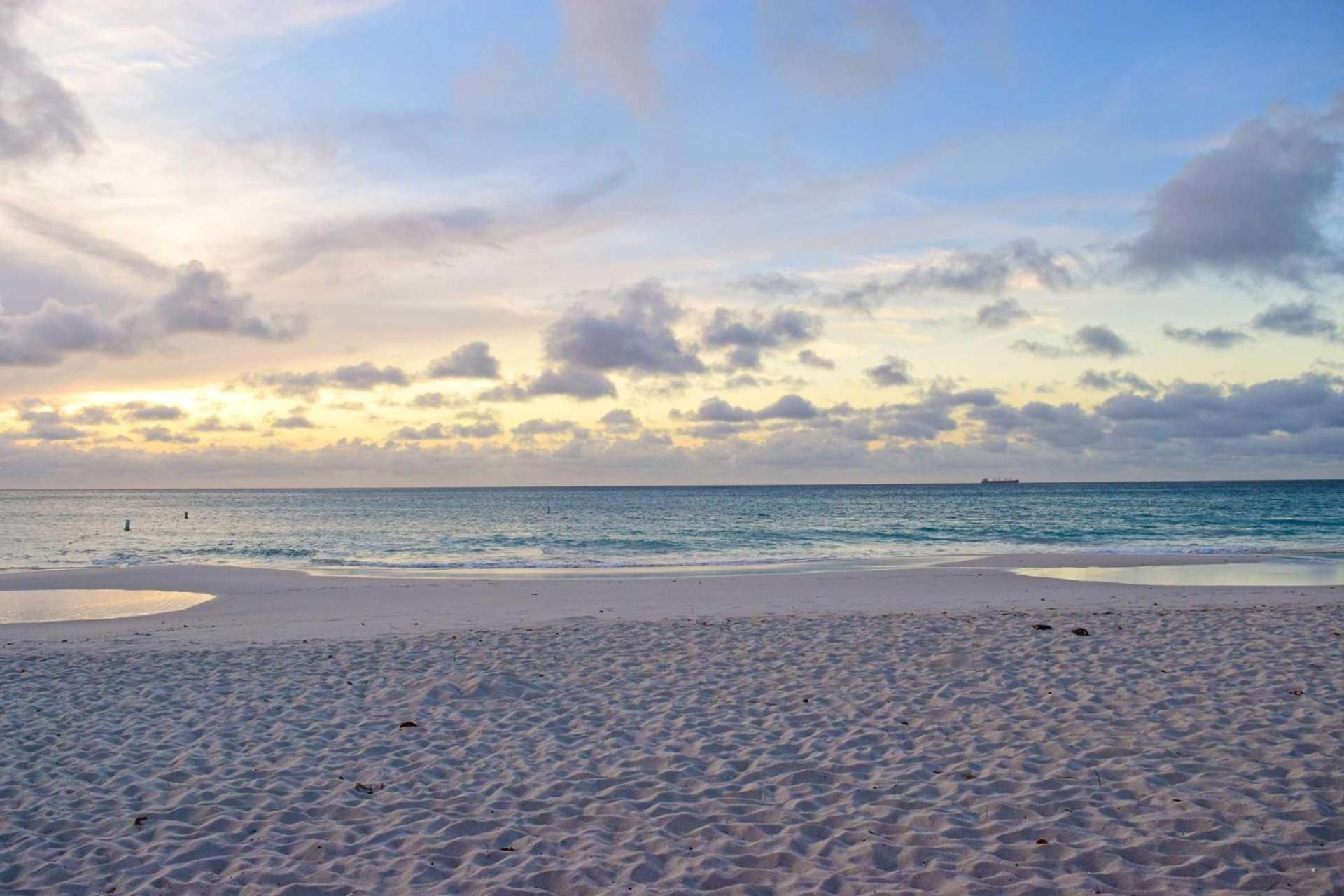 Eagle Beach-private Pool-paradise Bliss Townhome14 Holiday home *