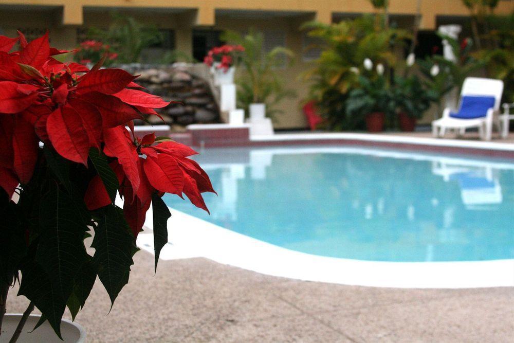 Golf View Hotel