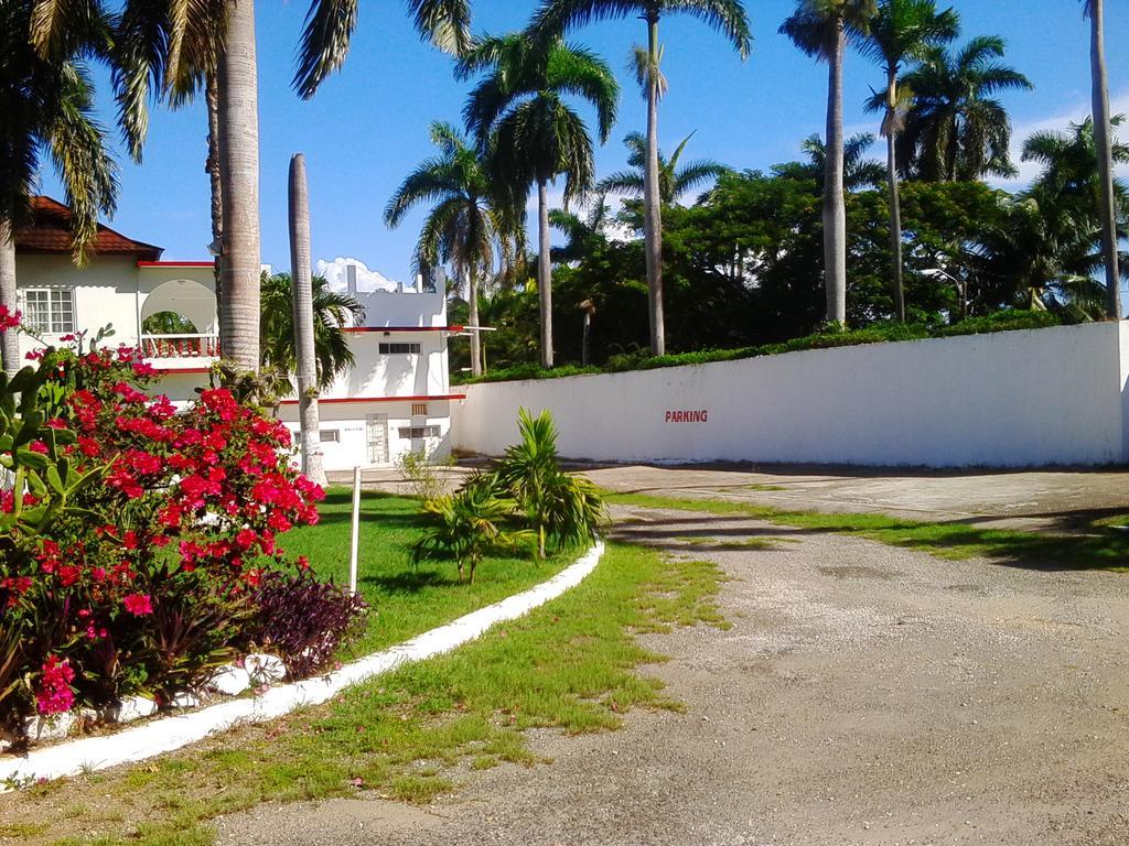 Executive Mammee Bay Hotel 3*