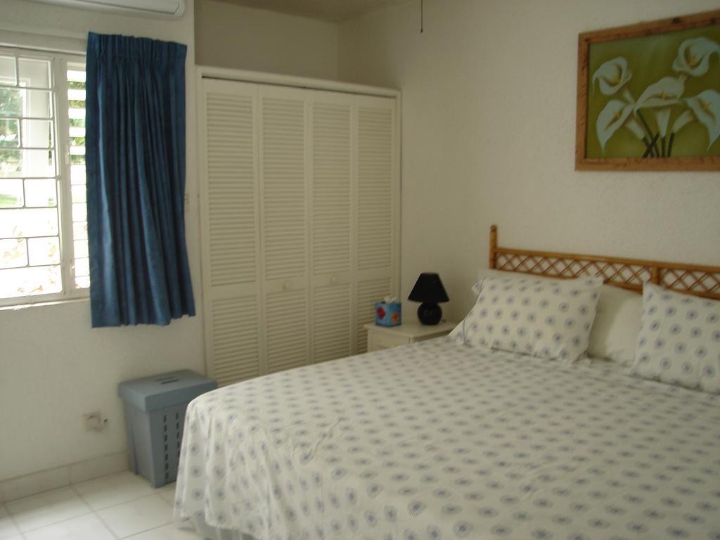 213 Golden Grove, Rockley *
