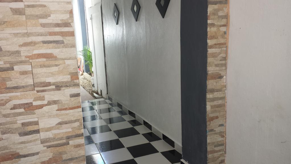 Hotel Aarony 2*