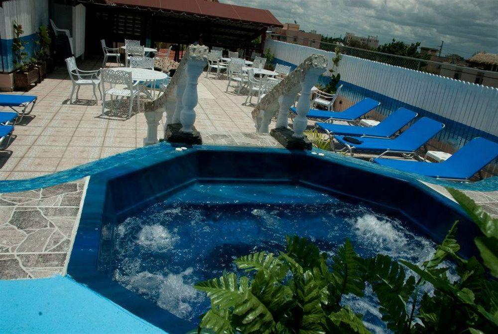 Luis V Hotel Santo Domingo
