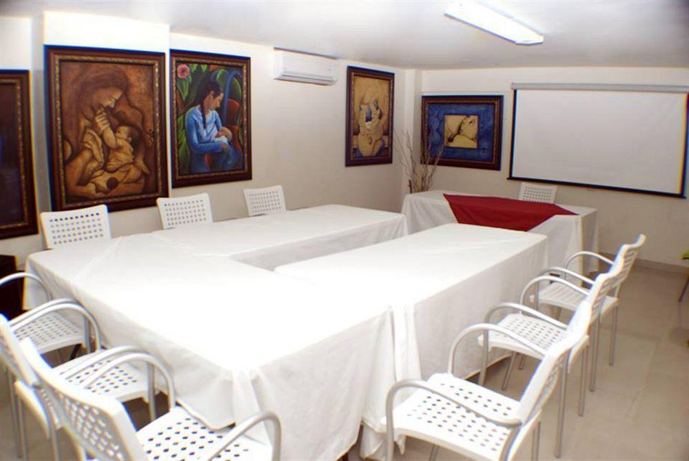 Luis V Hotel