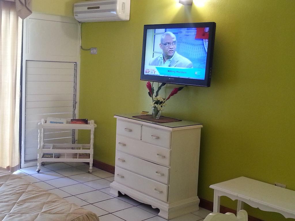 Aparthotel Chrisanns 2*