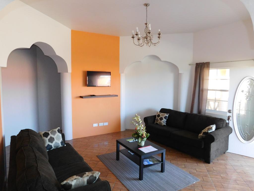 Aparthotel La Heliconia & Day