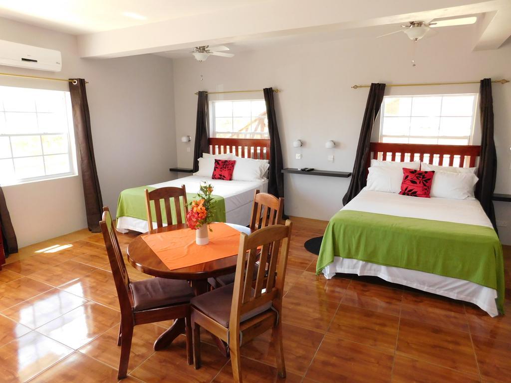 Aparthotel La Heliconia & Day St. George's
