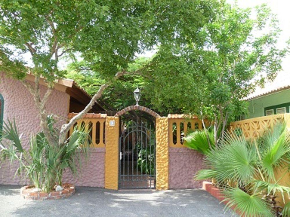Flamboyant Garden Aparthotel