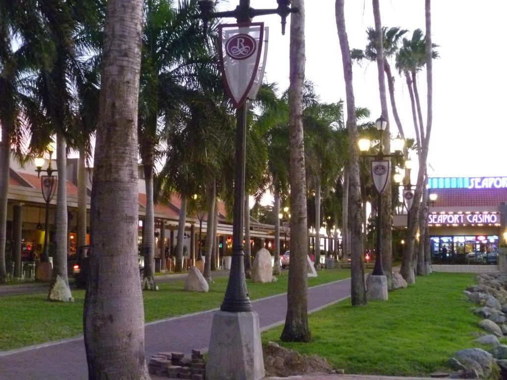 Aparthotel Flamboyant Garden 4*