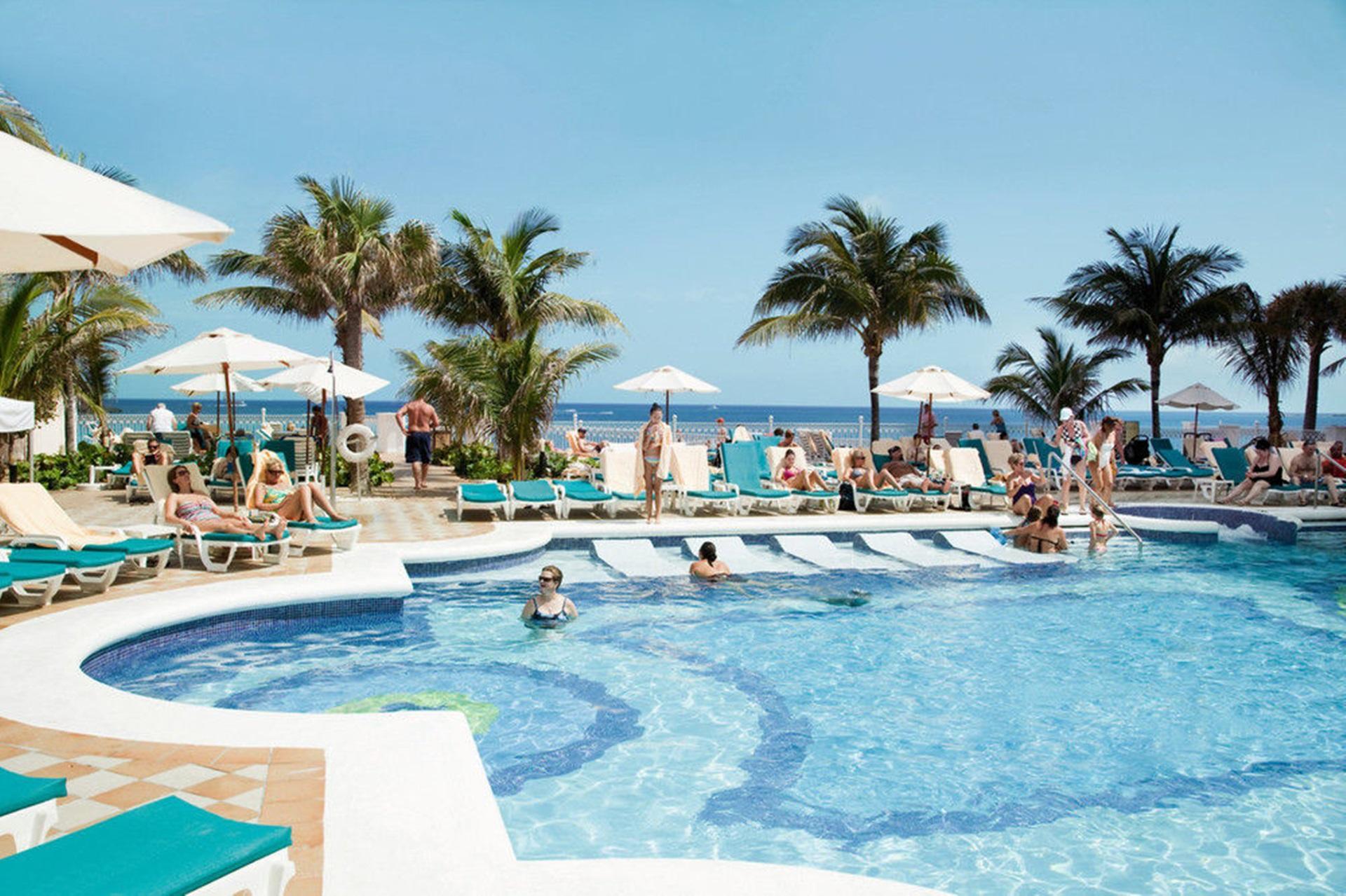 Hotel Riu Palace Paradise Island (adults Only) 4*