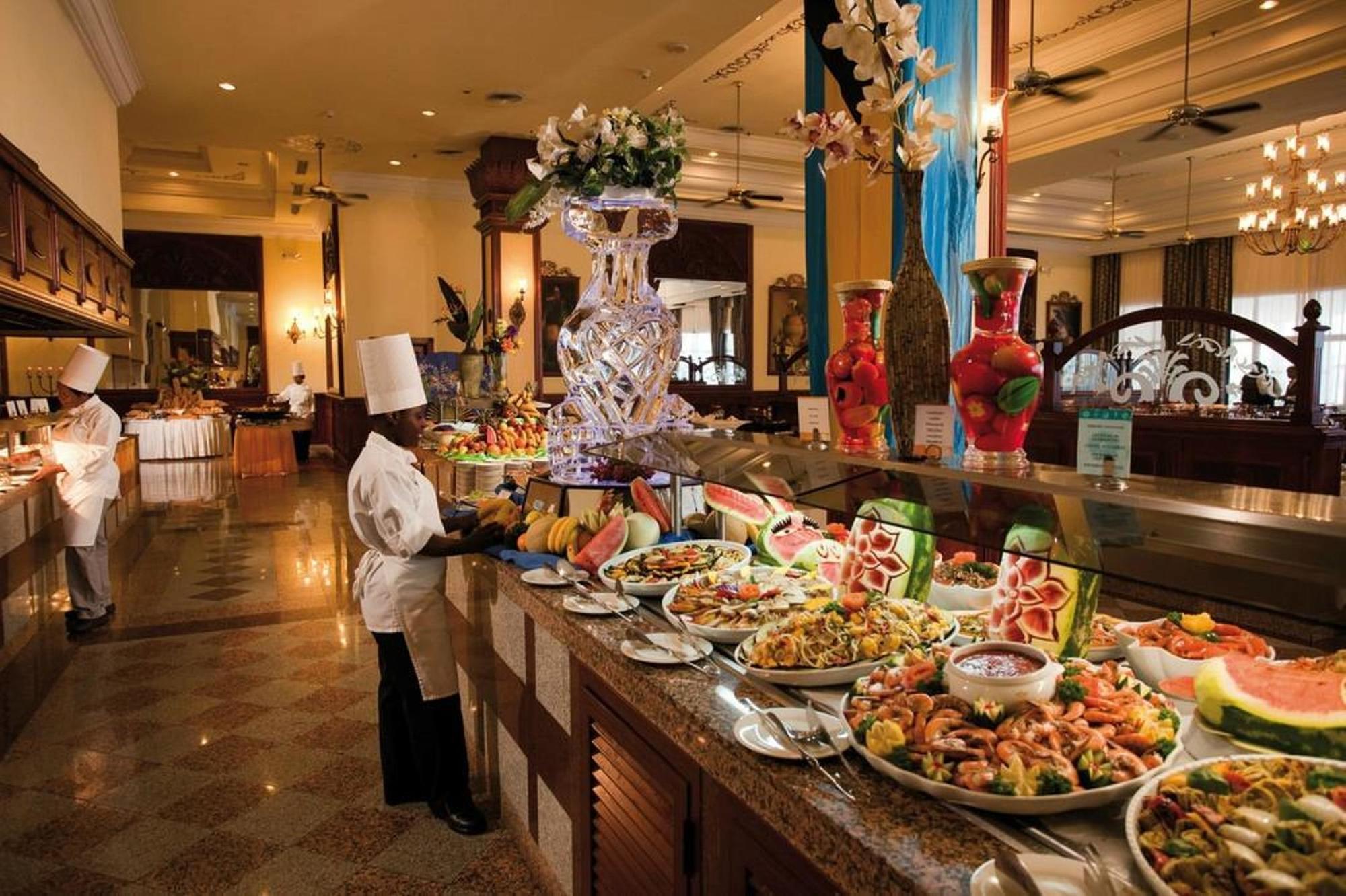 Hotel Riu Palace Paradise Island (adults Only) Creek Village