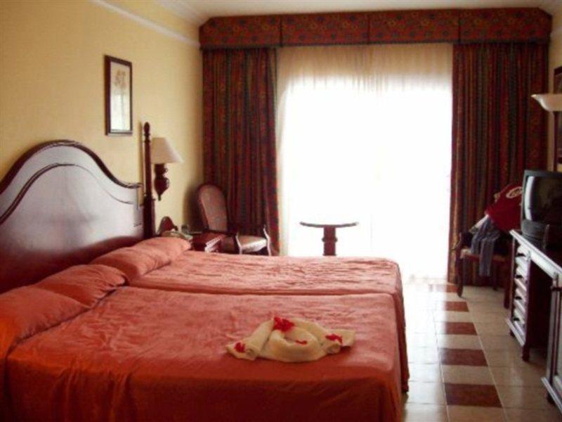 Hotel Riu 5*