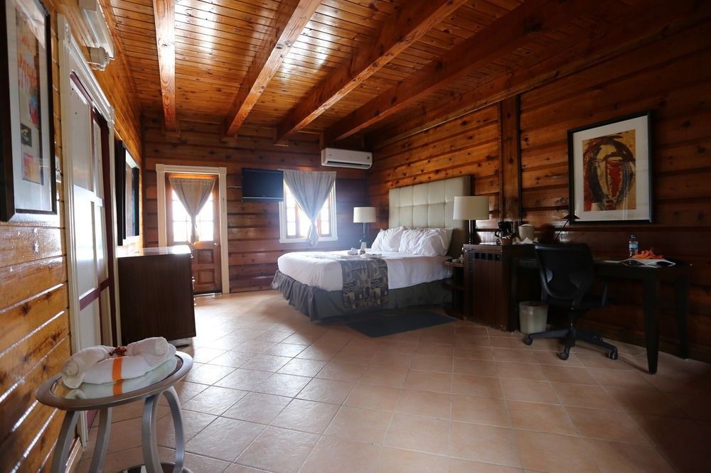 Hotel Mangos Jamaica Adults Only 3*