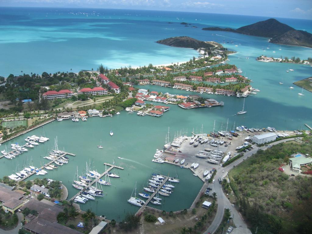 Villa Antigua Chiama Italia *