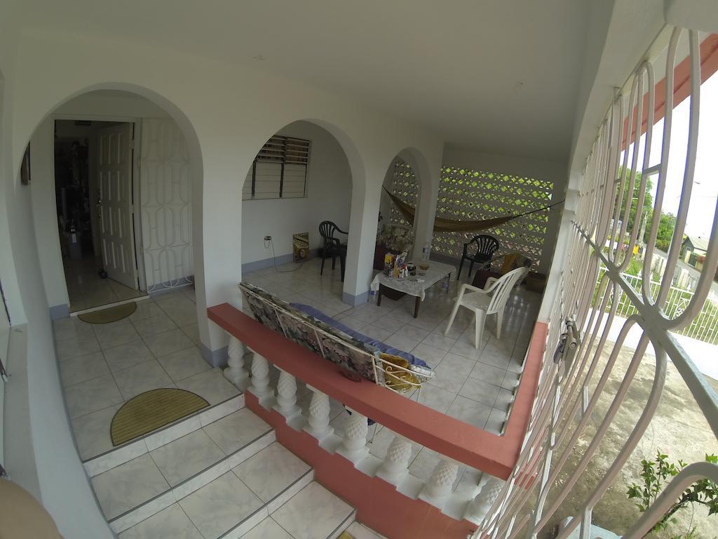 Tina's Guest house 3*