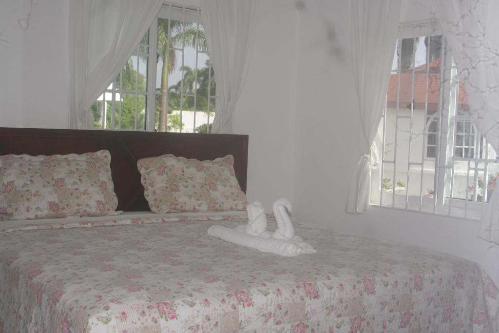 Executive Mammee Bay Hotel