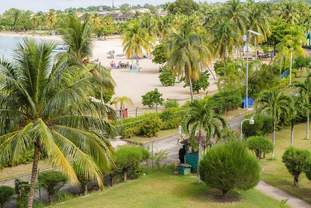 Turtle Towers * Ocho Rios