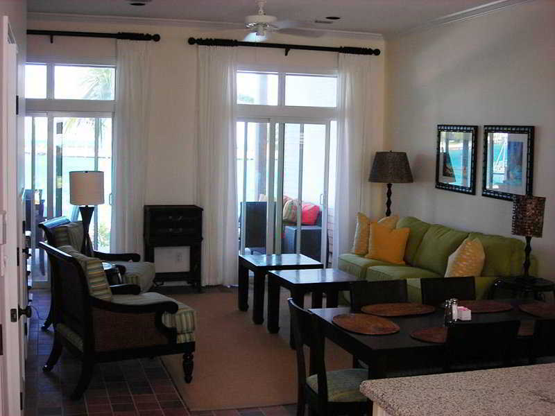 Resort Cape Eleuthera & Marina