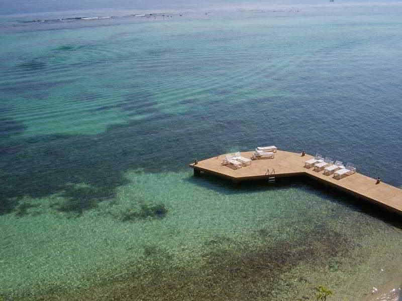 Moxons Club Hotel 4*