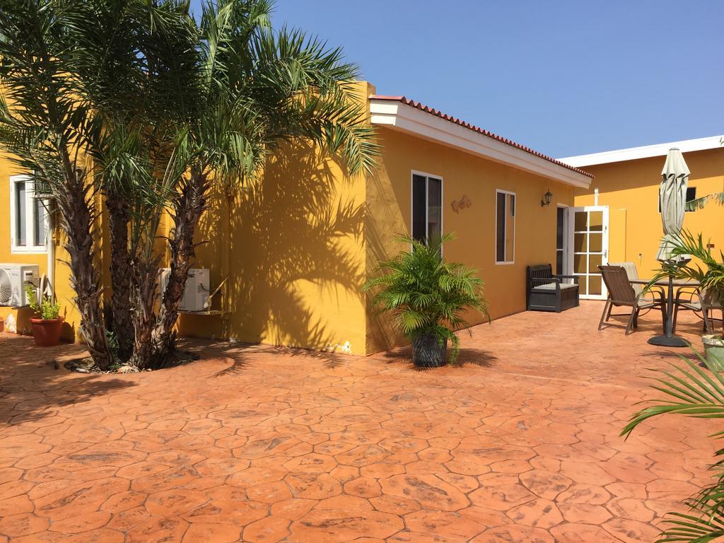 Pos Chiquito Luxury Aruba