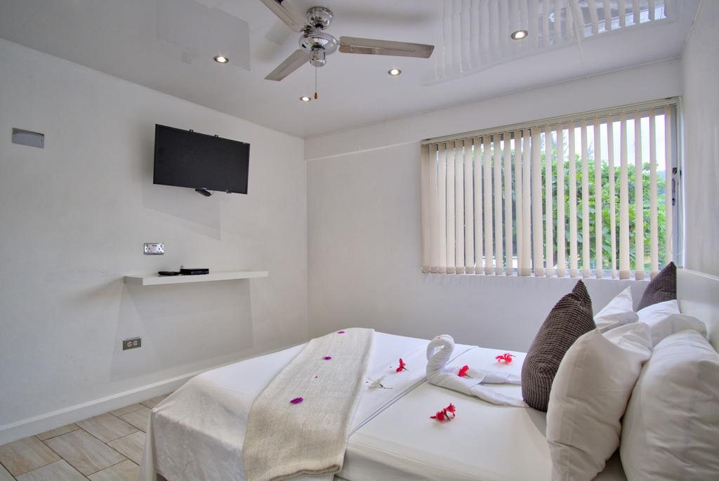 Modern Eshae Living *
