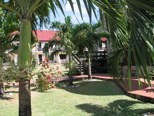 Sandy Point Village 2* Crown Point