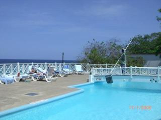 Hibiscus Hotel