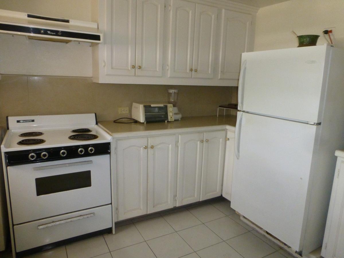 Hastings Central 3d Studio Apt Opp Beach Bridgetown