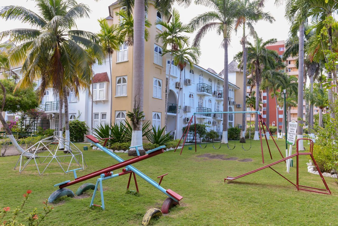 Deluxe Sandcastles Aparthotel
