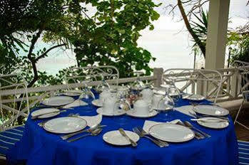 Hibiscus Hotel Ocho Rios