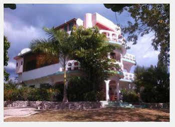 Coral Cove & Hotel 3*