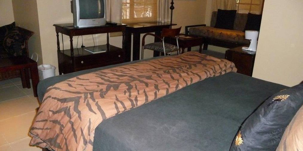 Hotel Moxons Club 4*
