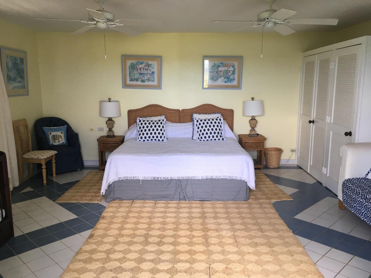Cole House, Savannah. * English Harbour