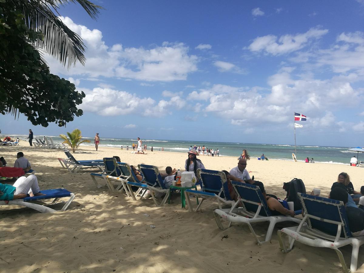 El Pueblito,al Lado De Playa Dorada Inn *