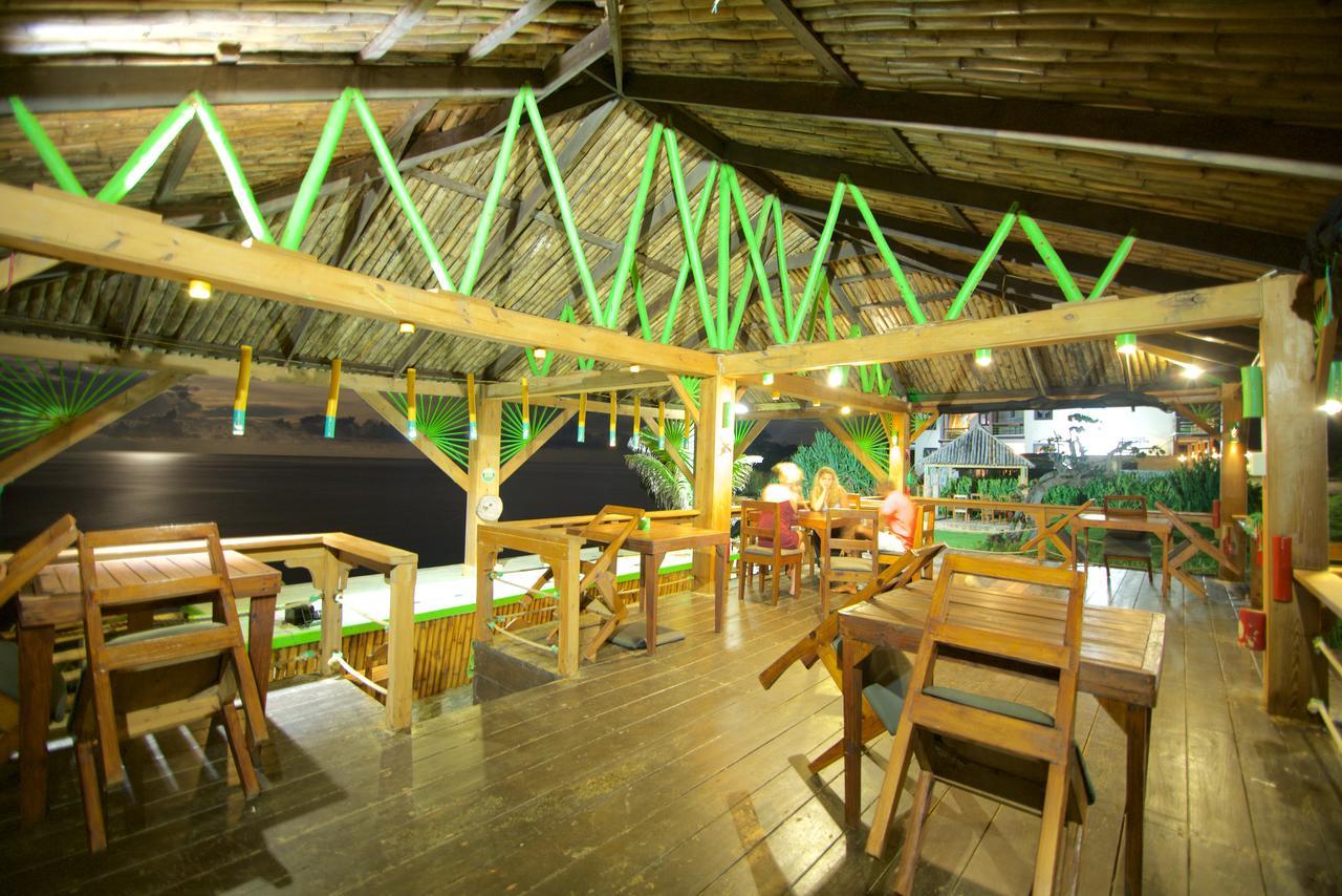 Hotel The Sea Cliff & Port Antonio