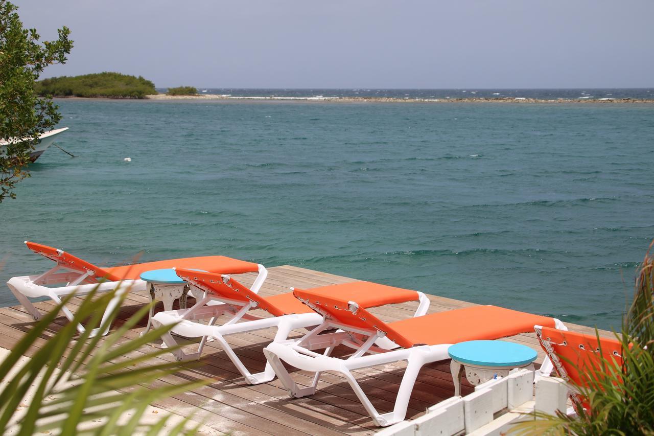 Coral Reef Hotel