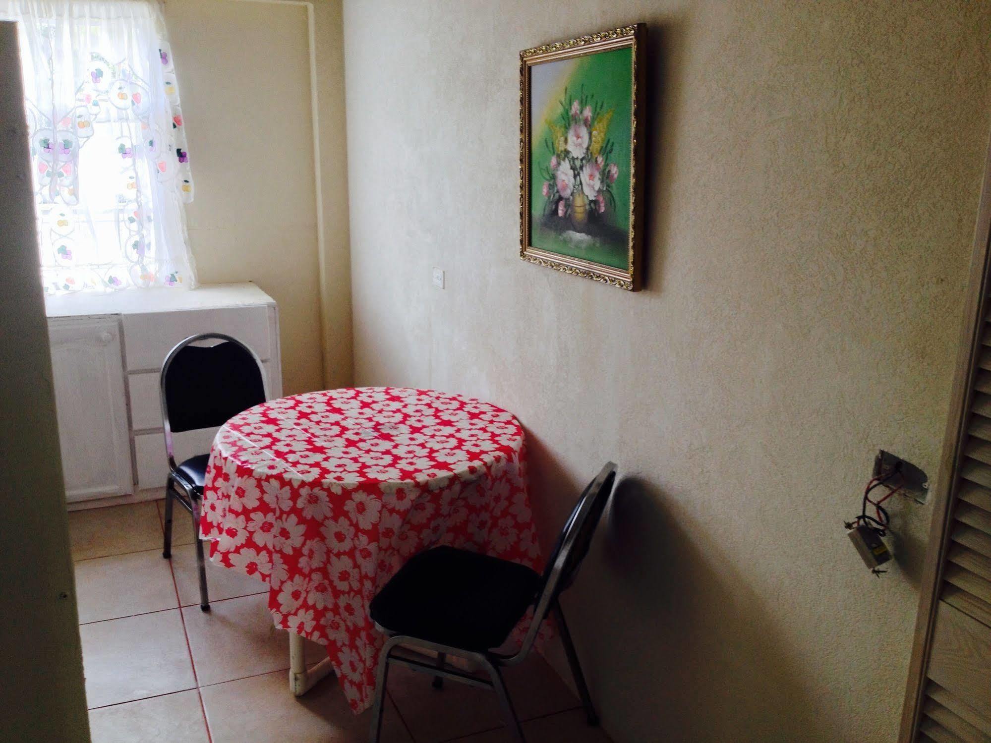 Westc Aparthotel 3*