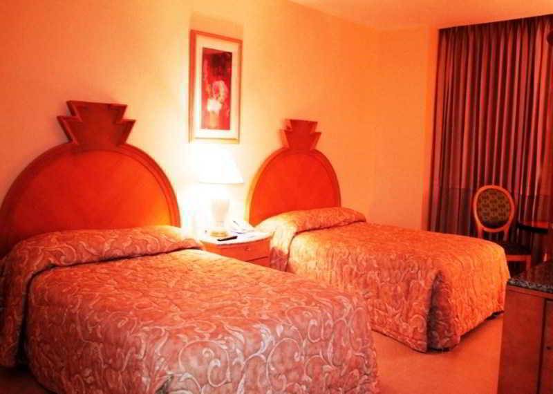 Ramada By Wyndham Princess 3*