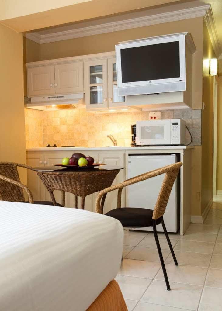 Hotel Kapok