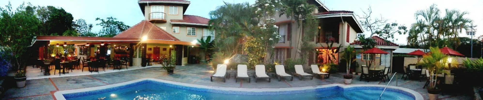 Hotel Enchanted Waters Tobago 3*