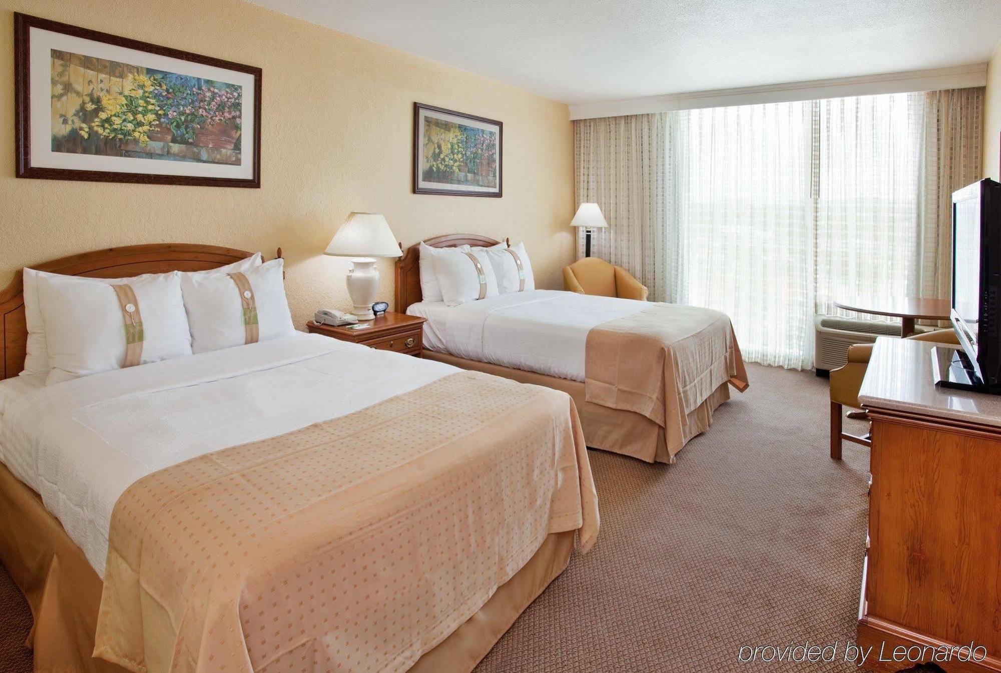 Holiday & Tropical Casino By Ihg
