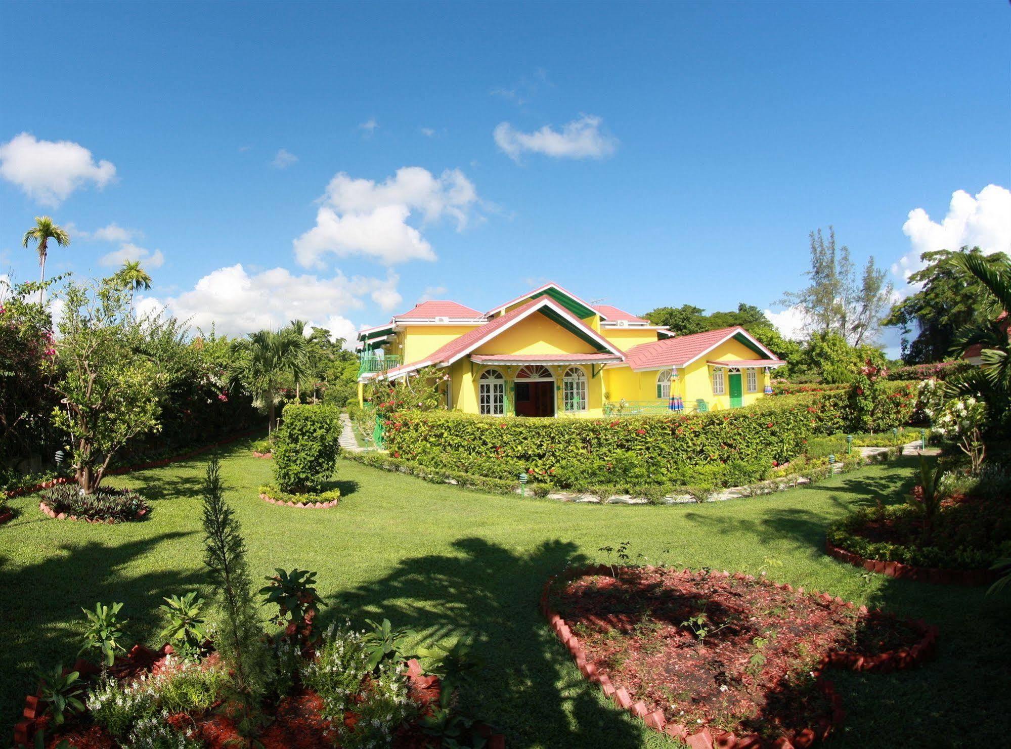 Sonate Hotel Runaway Bay