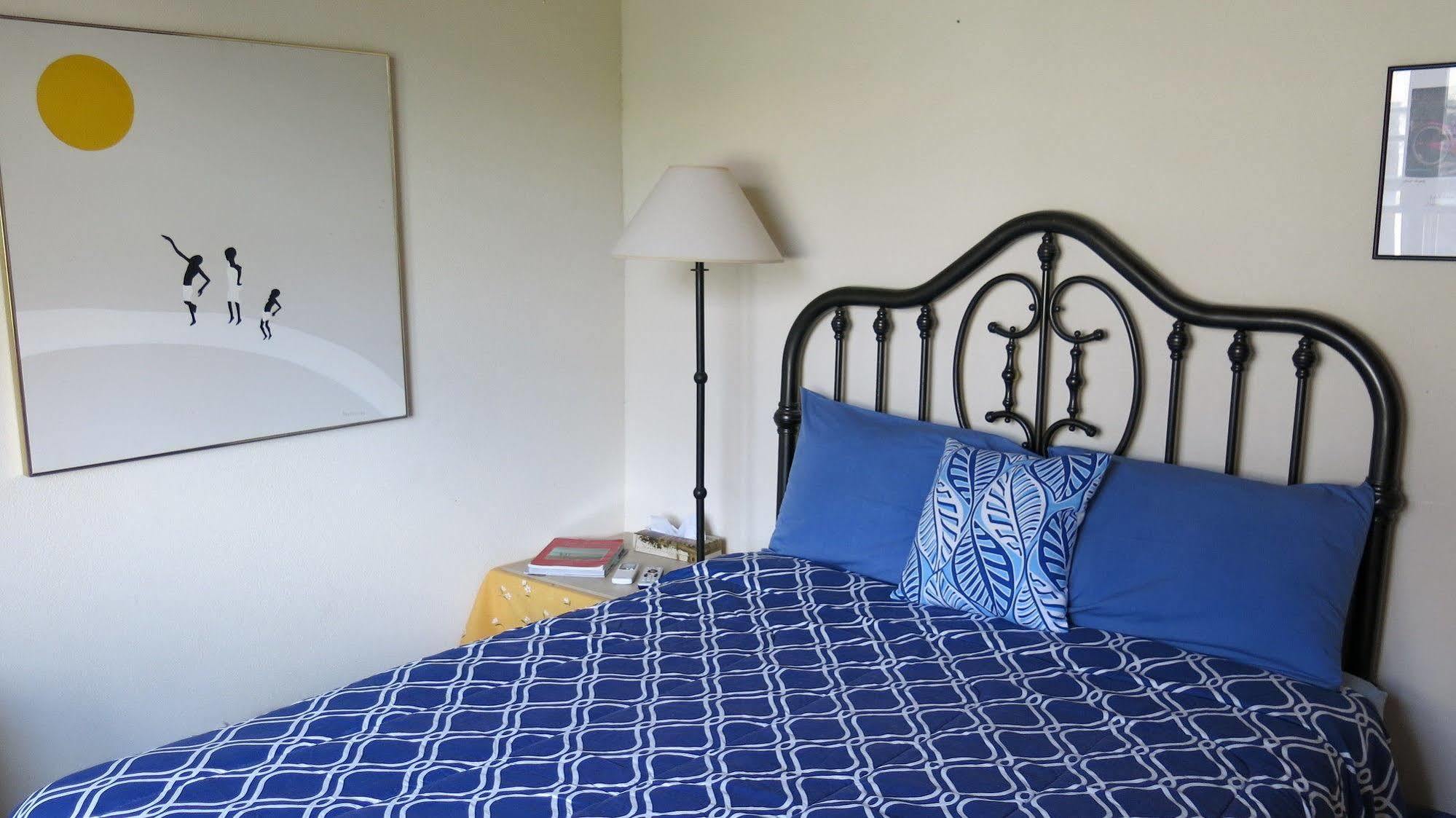 Bed & Breakfast Gemini House Christ Church