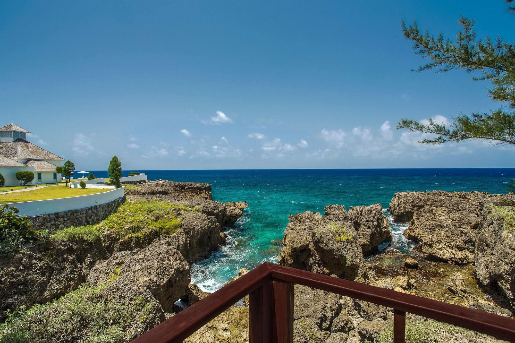 Hotel Trident 4*