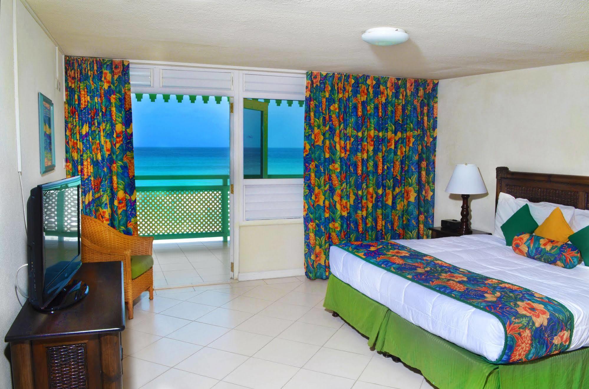 Hotel Coral Mist Beach